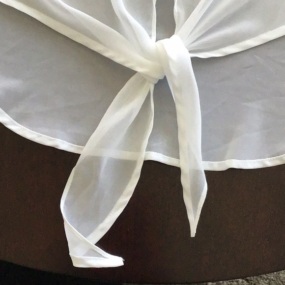 NWOT sheer blouse - Picture 3 of 5